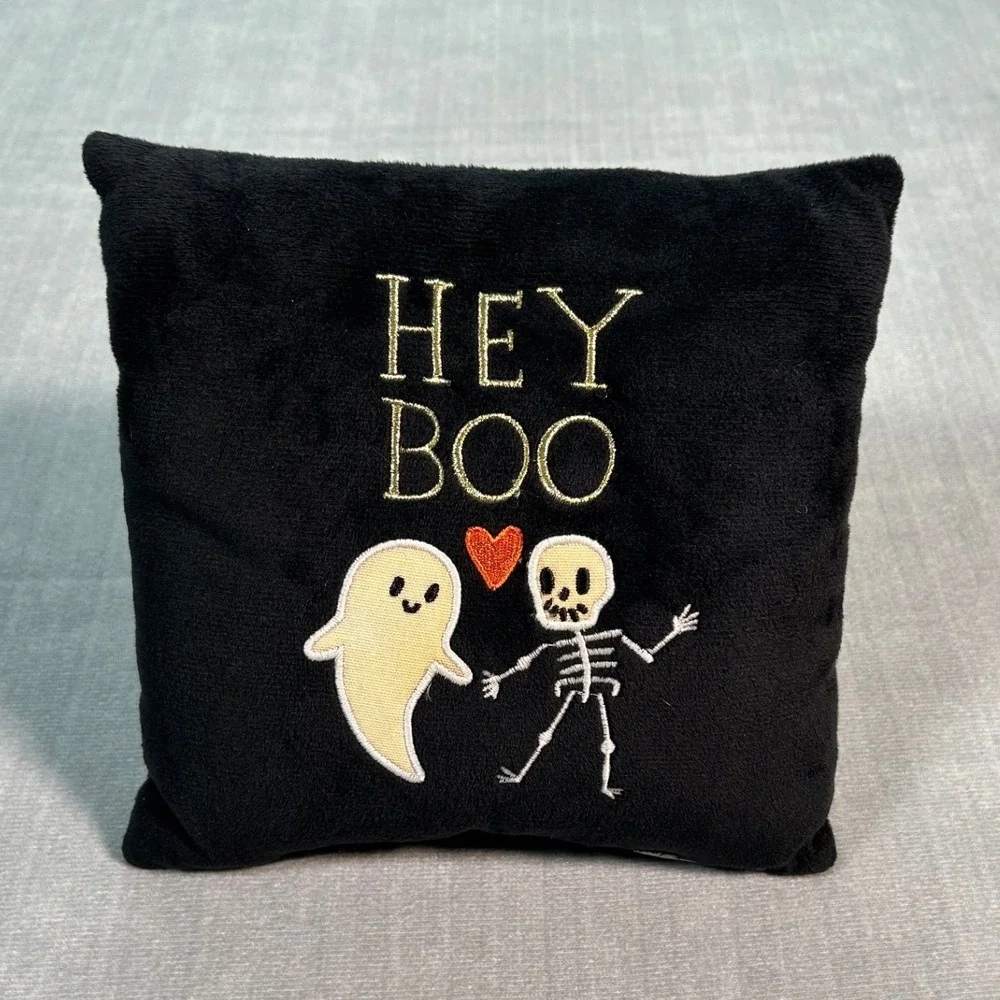 Halloween Decor Pillow Black Ghost Skeleton Hey Boo Embroidered Accent Red Heart